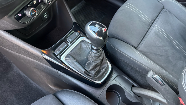 Vauxhall Crossland 1.2 Turbo Ultimate 5dr Petrol Hatchback